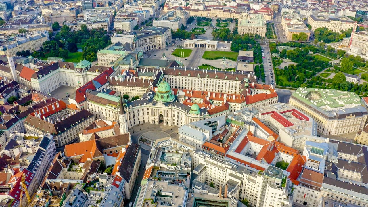 Birdview of city Vienna - Resco Next 2024